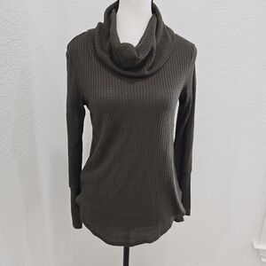 Ultra Flirt Green Turtle Neck Long Sleeve Top Shirt Blouse Size Small